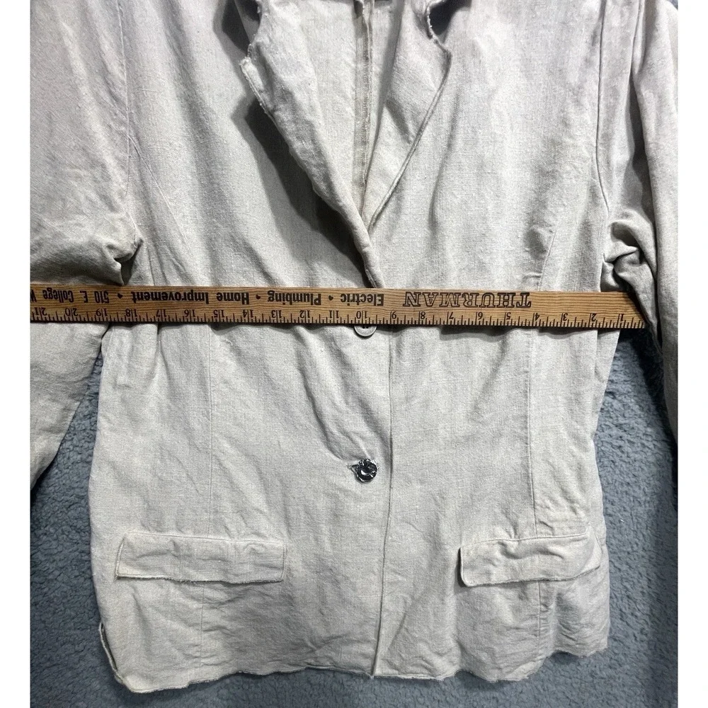 Dana Buchman tan linen